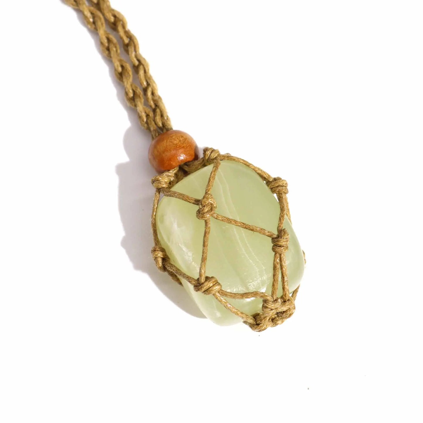 Collier en corde pour pierres précieuses*