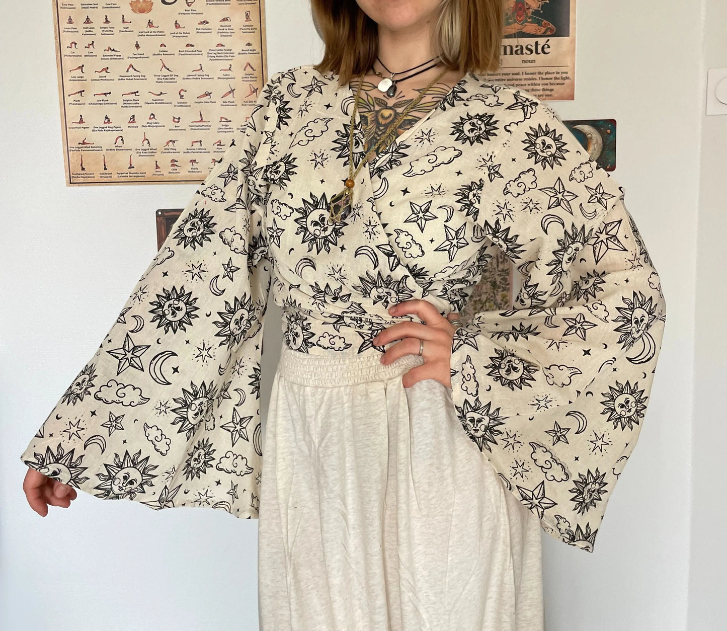SURYA︱Haut cache coeur à imprimés bohèmes et célèstes